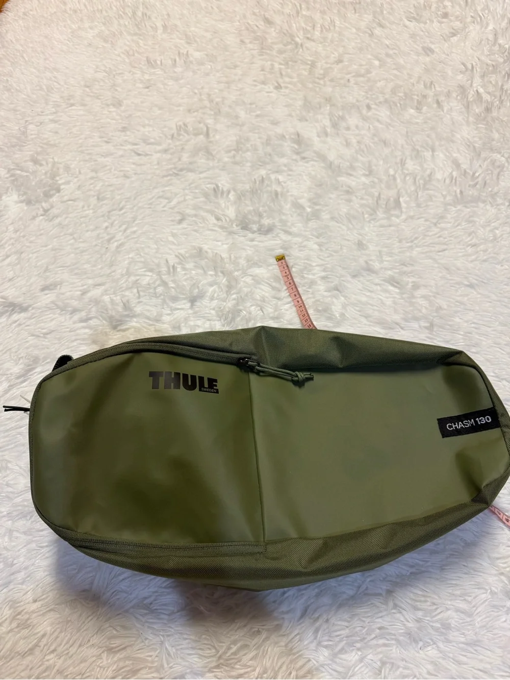 Thule Chasm Olive Green Duffle Bag Packing Case / Accessories Carry Bag
